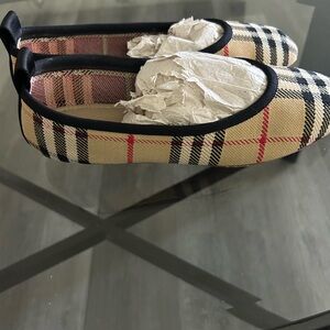 Burberry Ballerina shoes